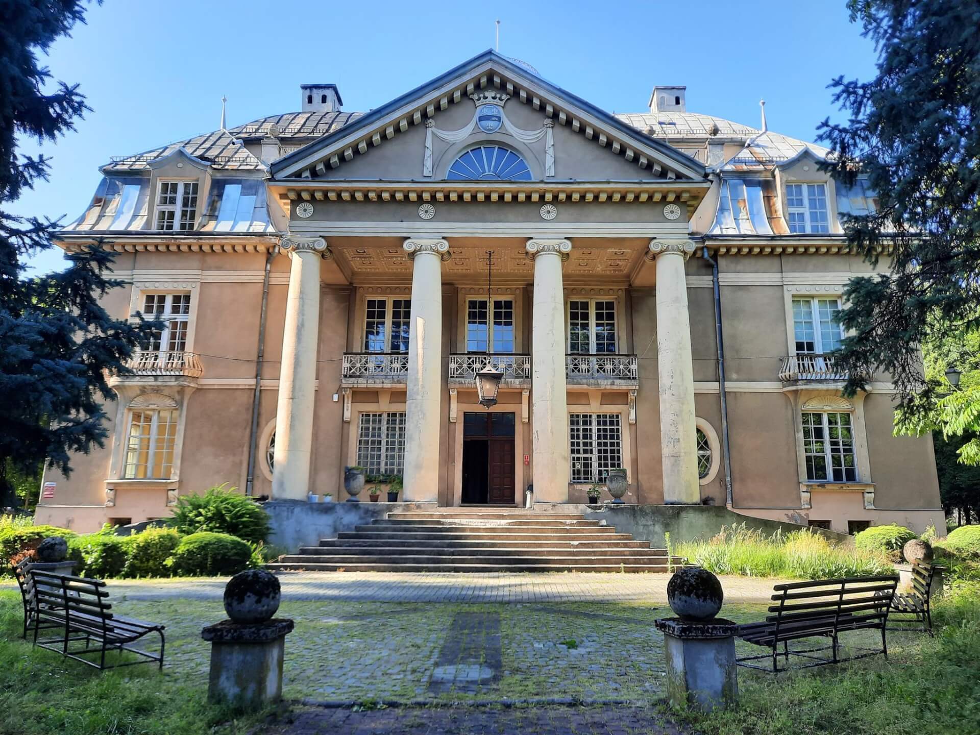 Palac Baildonow Lubie Zbroslawice 12