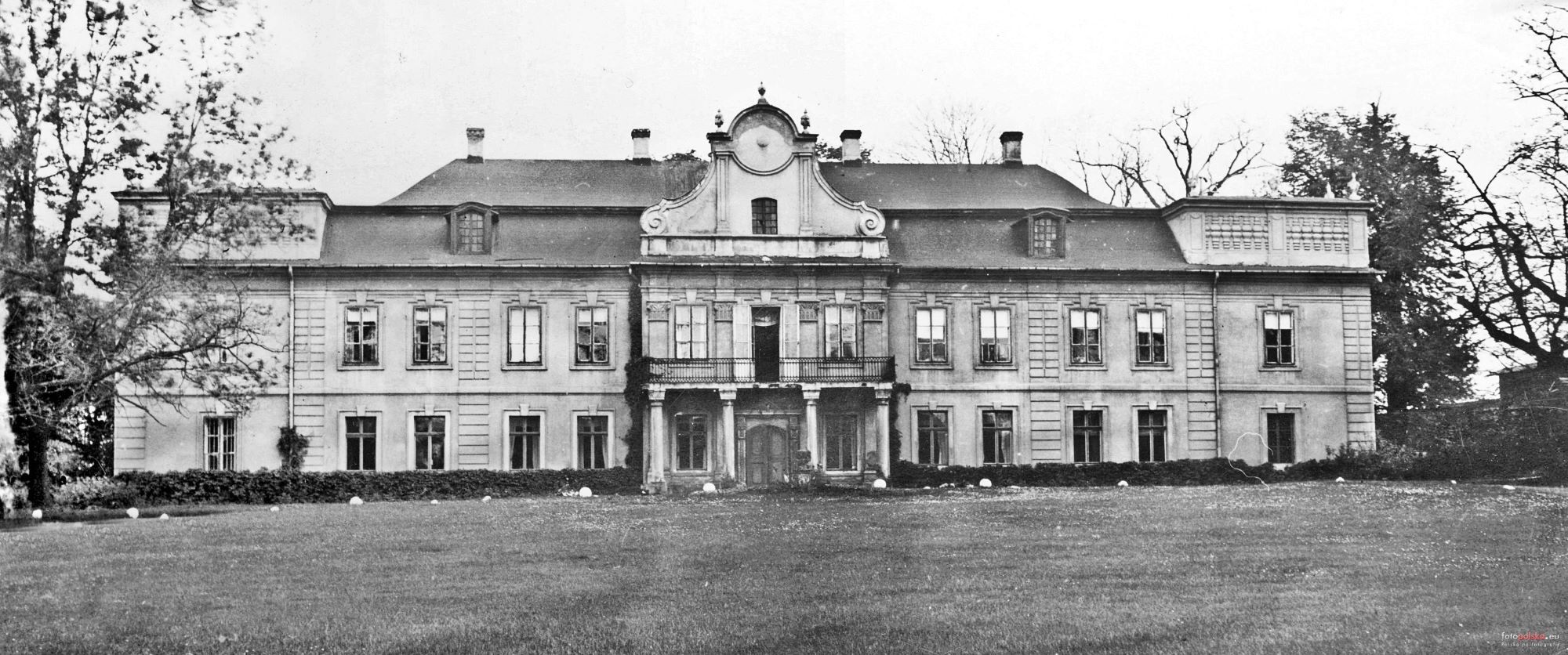 Palac Mieroszewskich, zdjęcie archiwalne