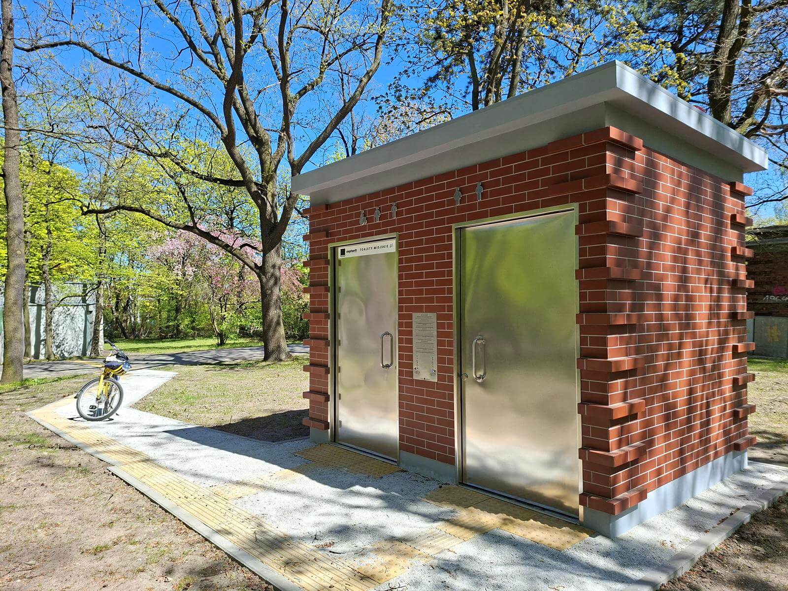 Nowa toaleta w Parku Kościuszki