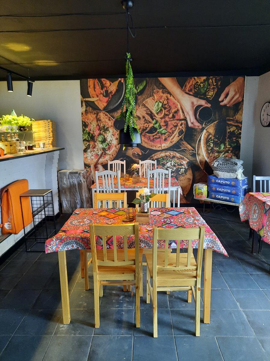 Pizzeria La Farina Myslowice 3