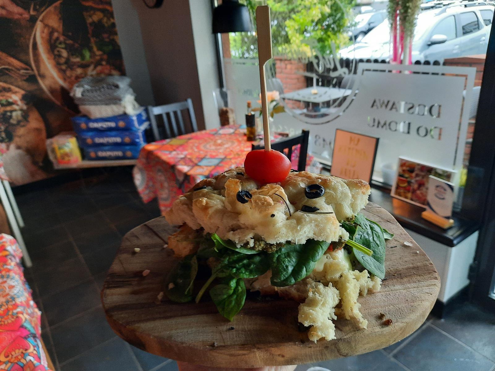 Pizzeria La Farina Myslowice 6