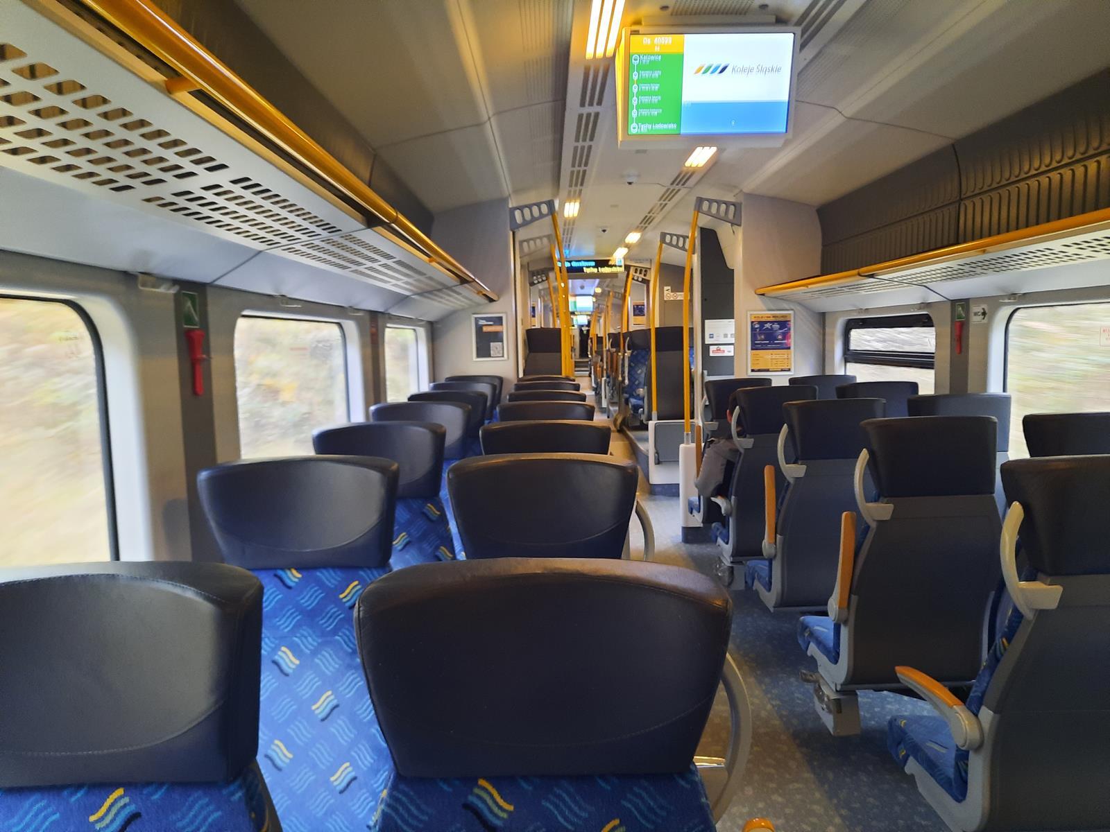 Pociag Koleje Slaskie 4 Copy