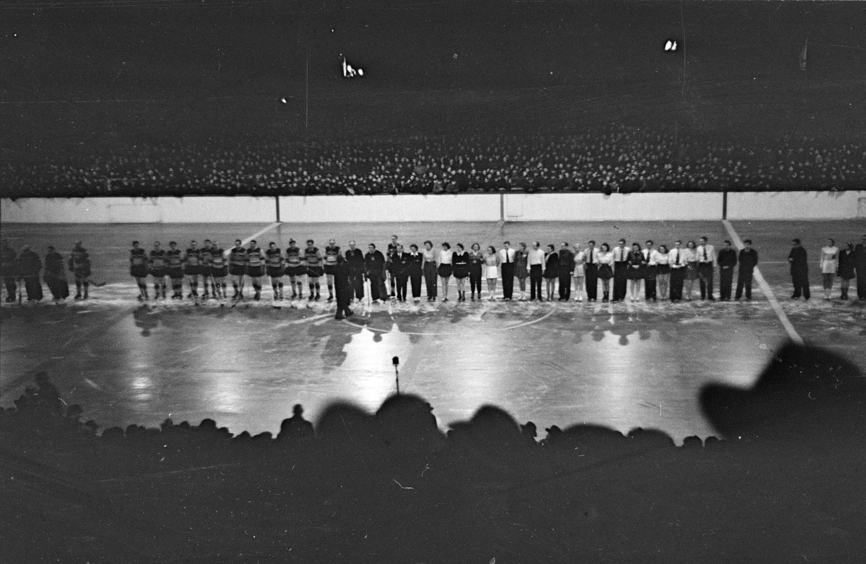 Podczas otwarcia Torkatu, lata 1949-1950