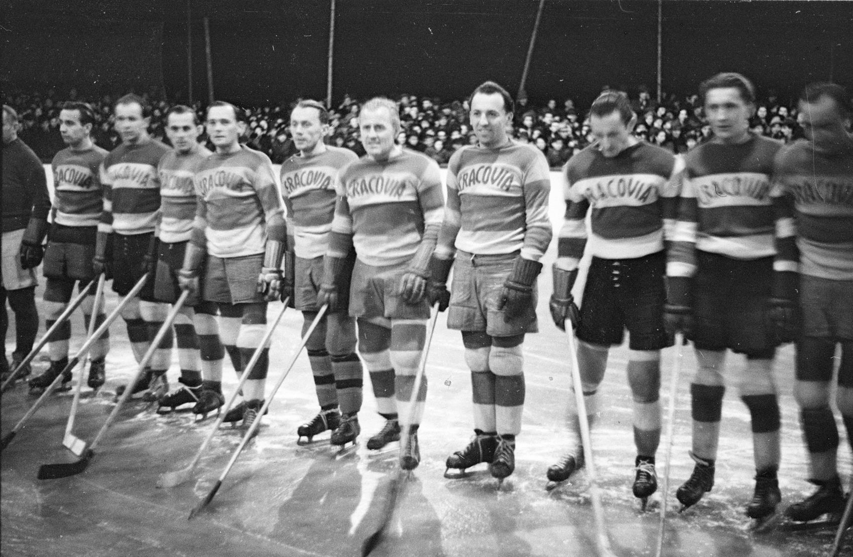 Podczas otwarcia Torkatu, lata 1949-1950