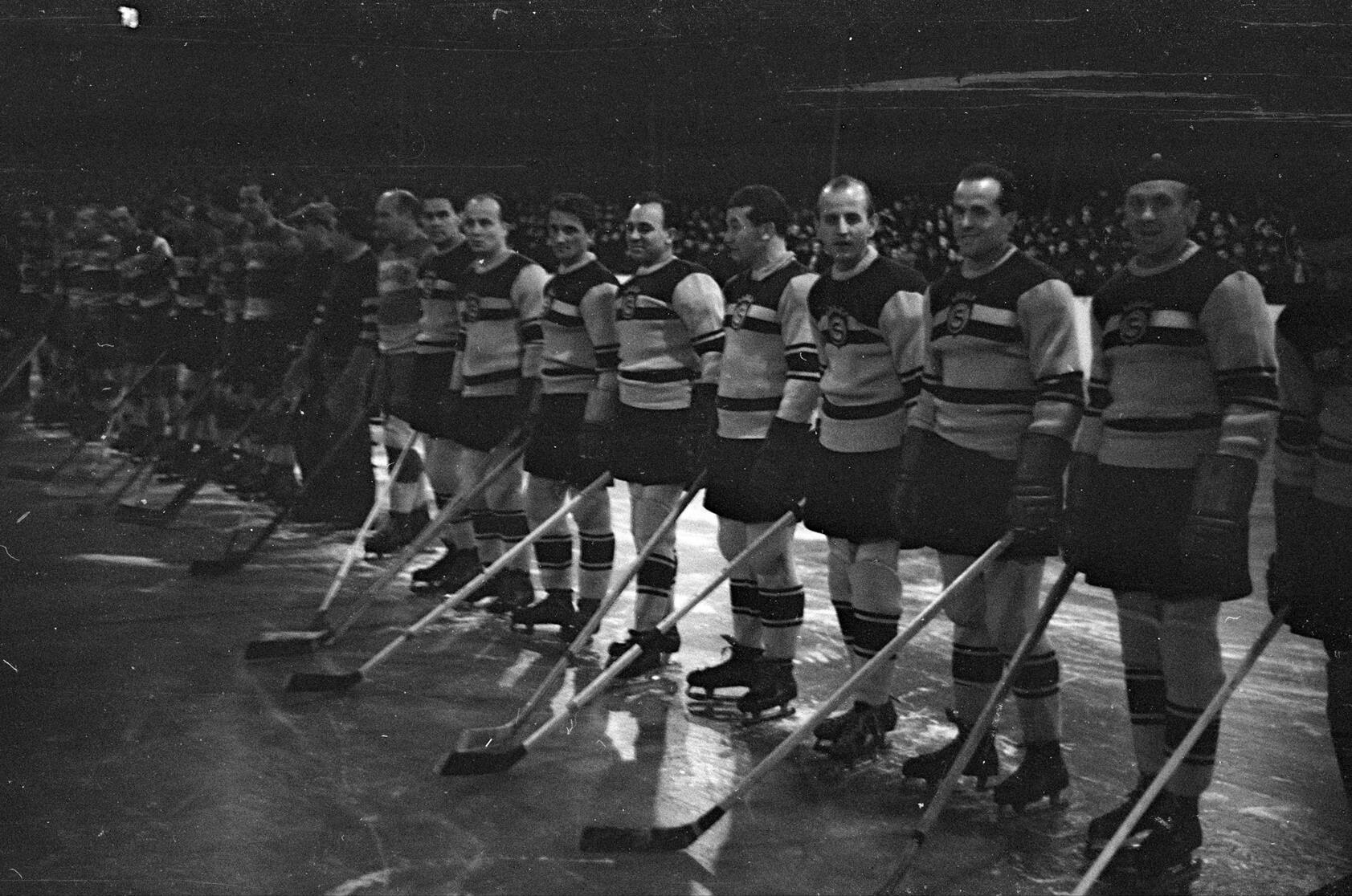 Podczas otwarcia Torkatu, lata 1949-1950