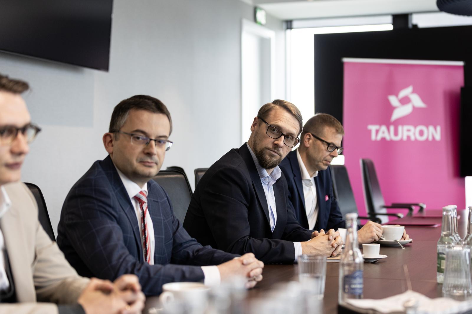 Podpisanie umowy, Grupa Tauron