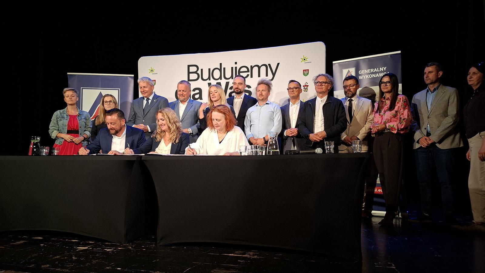 Podpisanie umowy na przebudowę Teatru Zagłębia