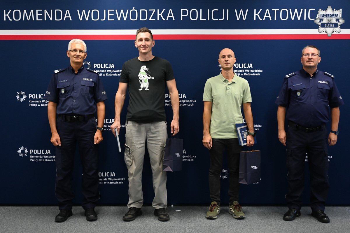 Policja uhonorowała bohaterskich mieszkańców Chorzowa za reakcję po ataku nożownika