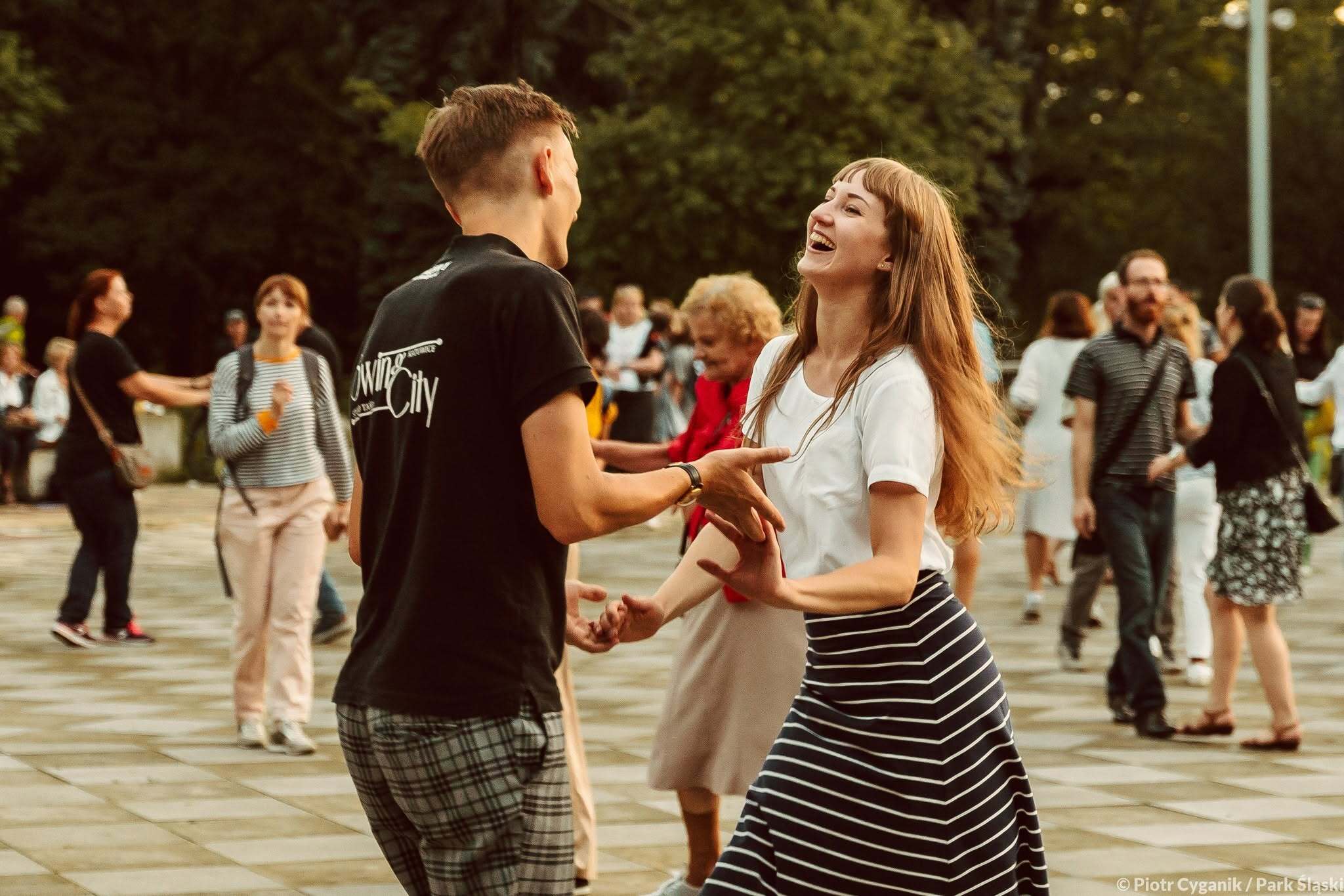 Potańcówki swingowe Tauron Park Slaski 3