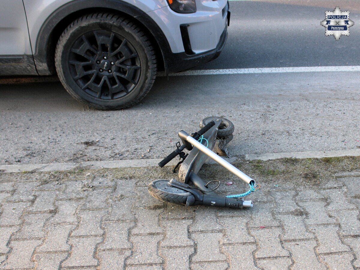 Potracenie pasy hulajnoga 3