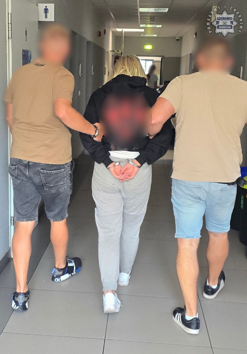 Zatrzymanie kobiety, która uciekała BMW przed Policją i zmyśliła kradzież pojazdu. 3 sierpnia 2025.