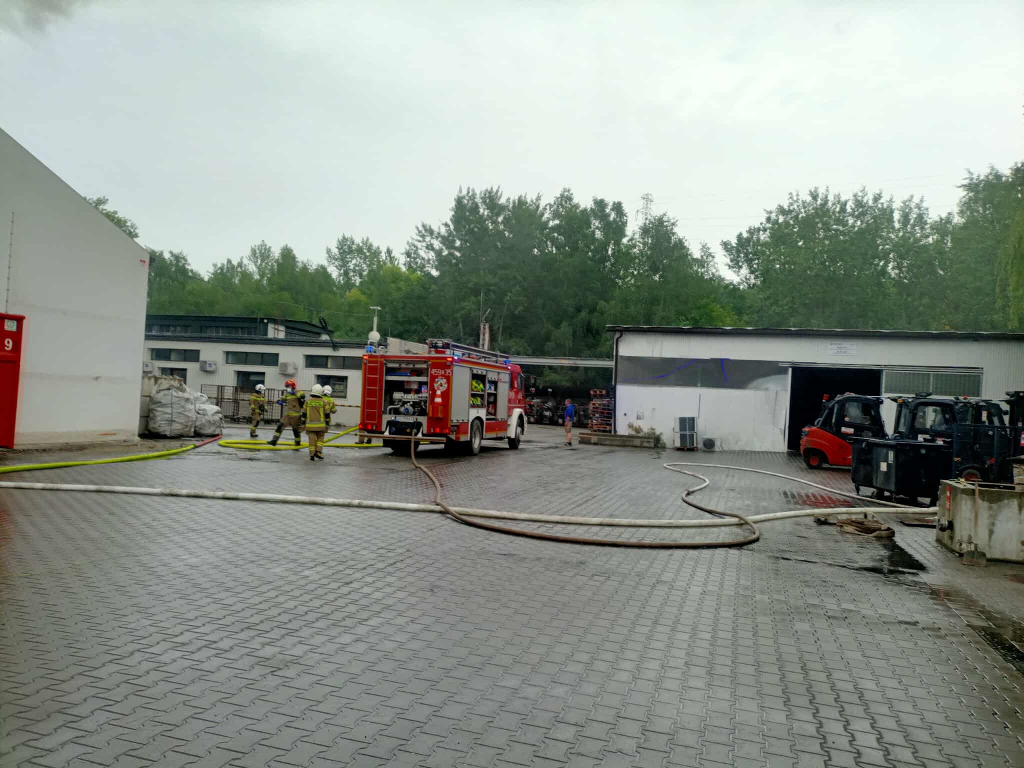 Pozar Gliwice Labedy hala 8