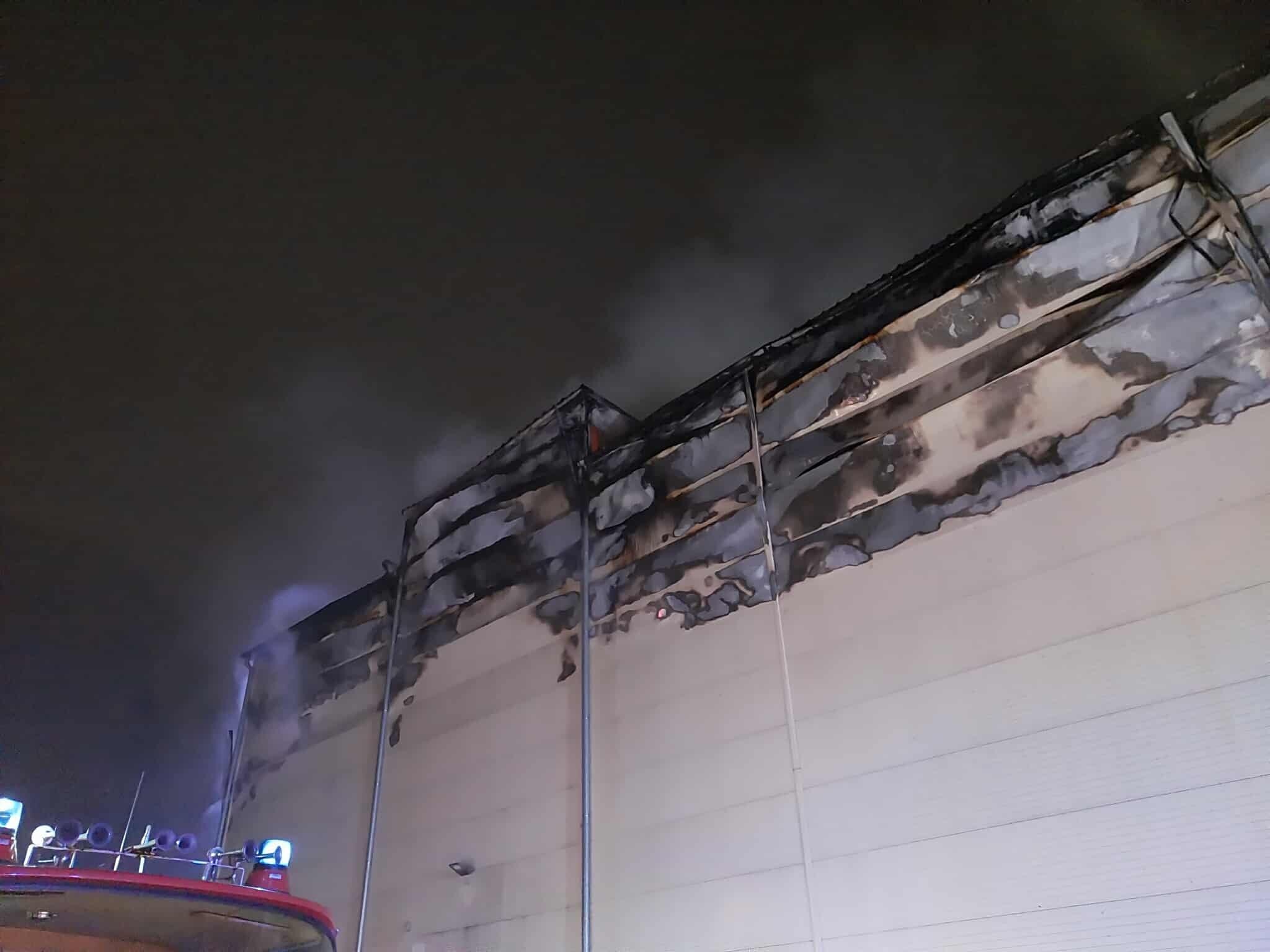 Pożar hali w Alekandrii Pierwszej