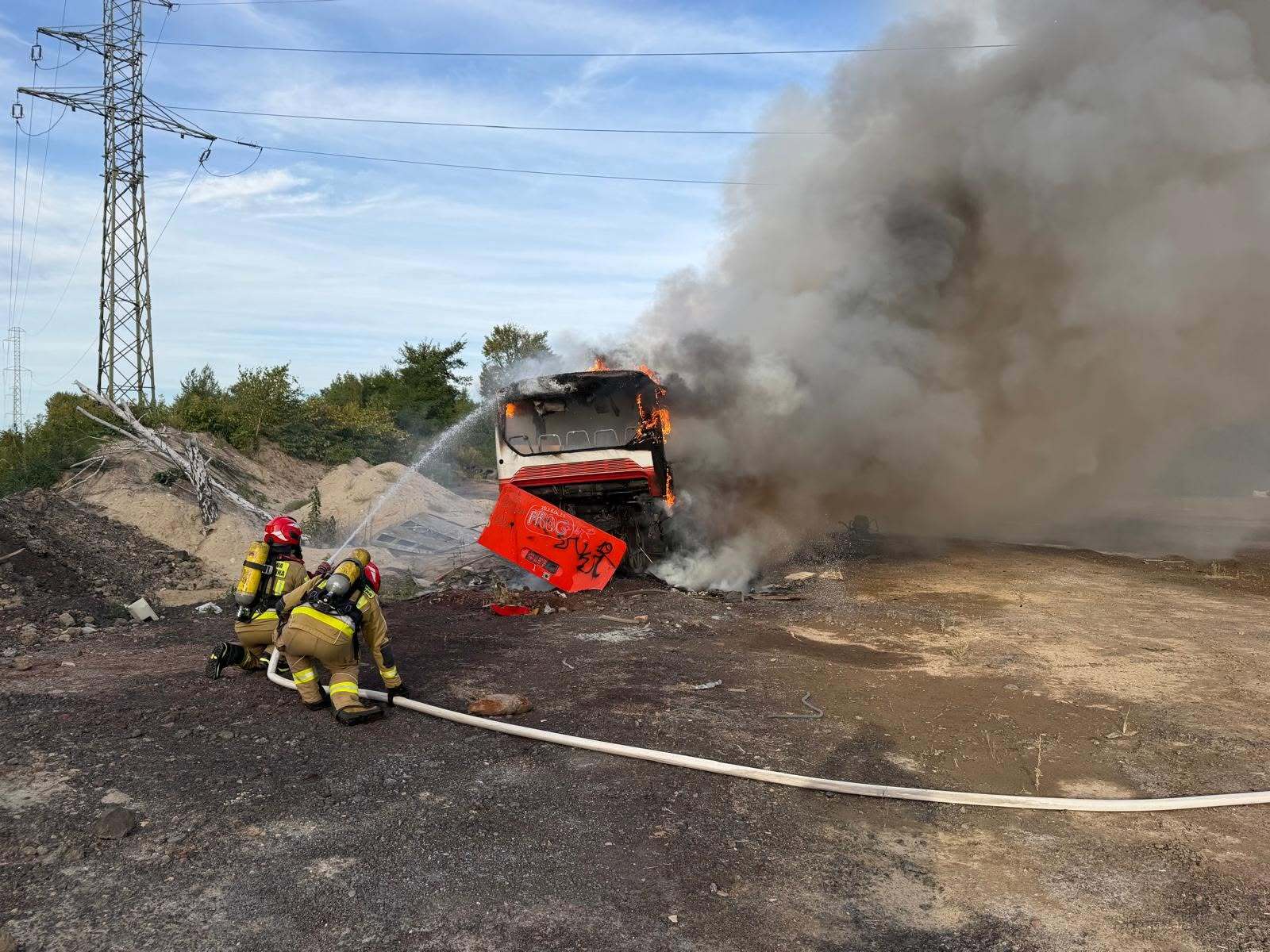 Pozar autokaru Piekary Slaskie 1