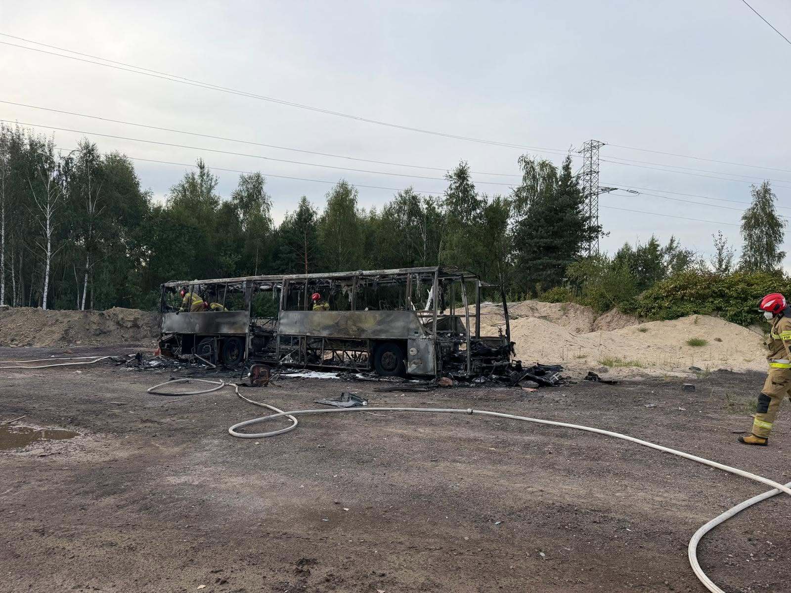 Pozar autokaru Piekary Slaskie 5