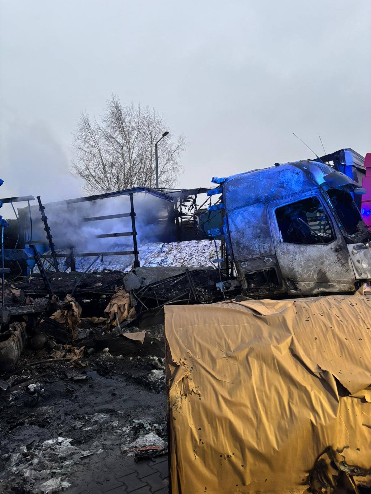 Pożar ciężarówek w Paniówkach