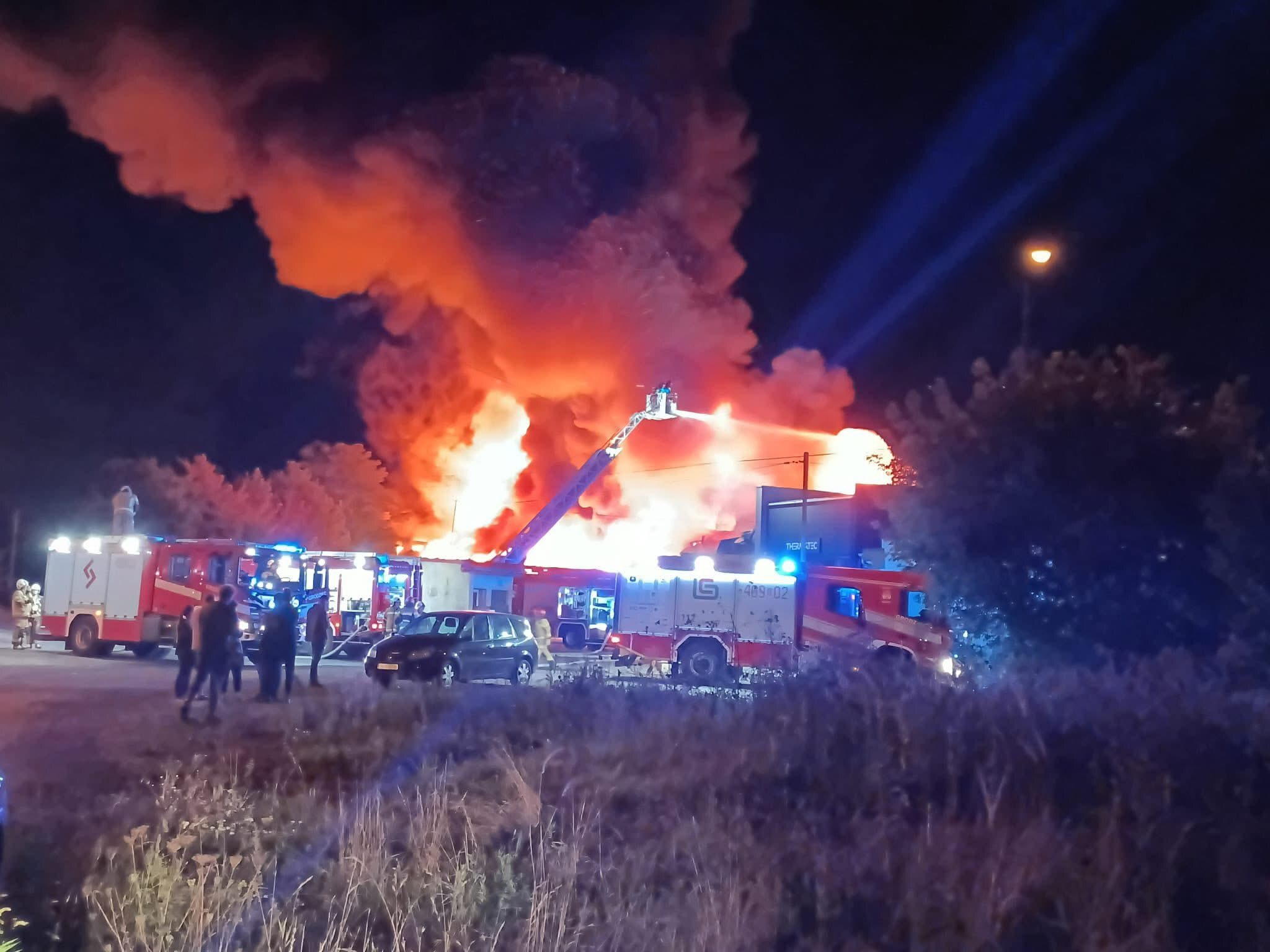 Pozar hali w Czeladzi 1