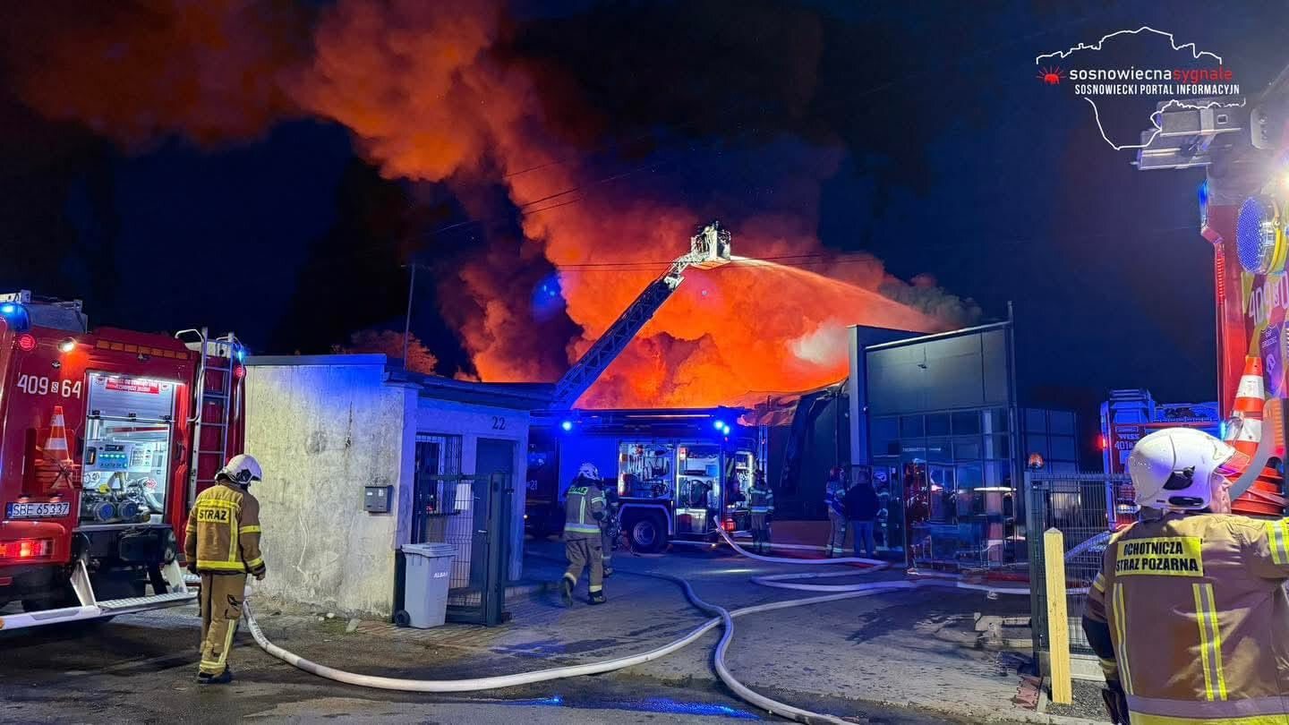 Pożar hali w Czeladzi