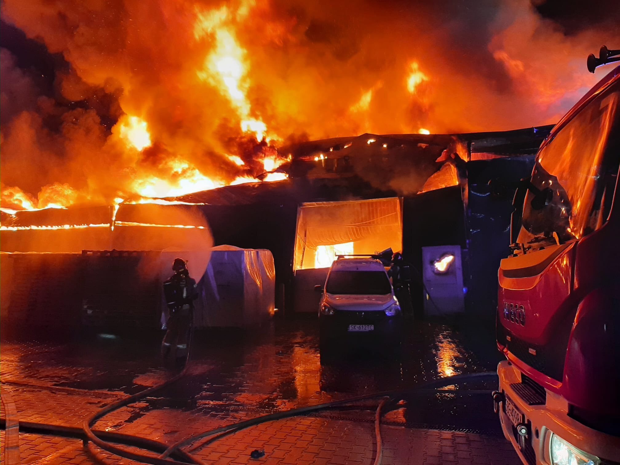 Pożar hali w Czeladzi