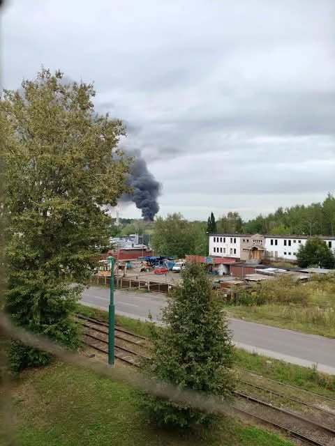 Pozar zlomowisko Wiejska Chorzow 4
