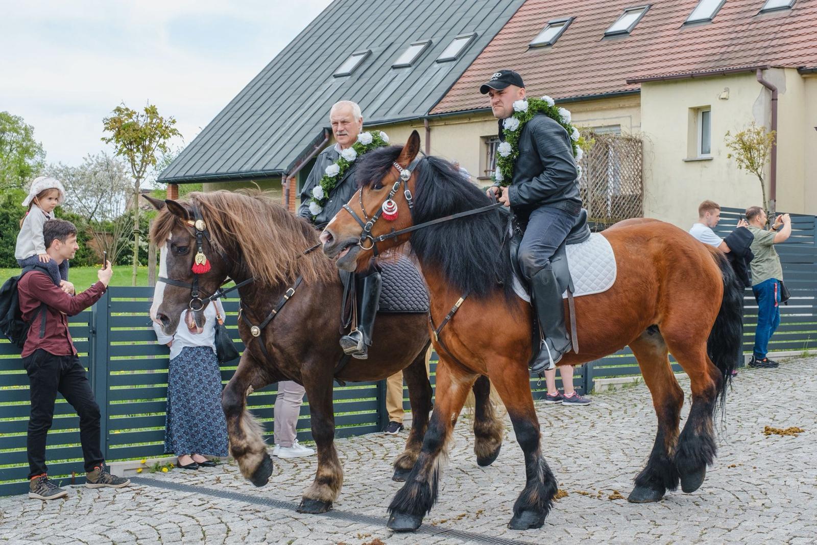 Procesja konna Ostropa 12