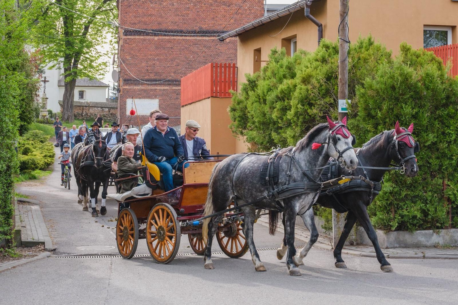 Procesja konna Ostropa 4