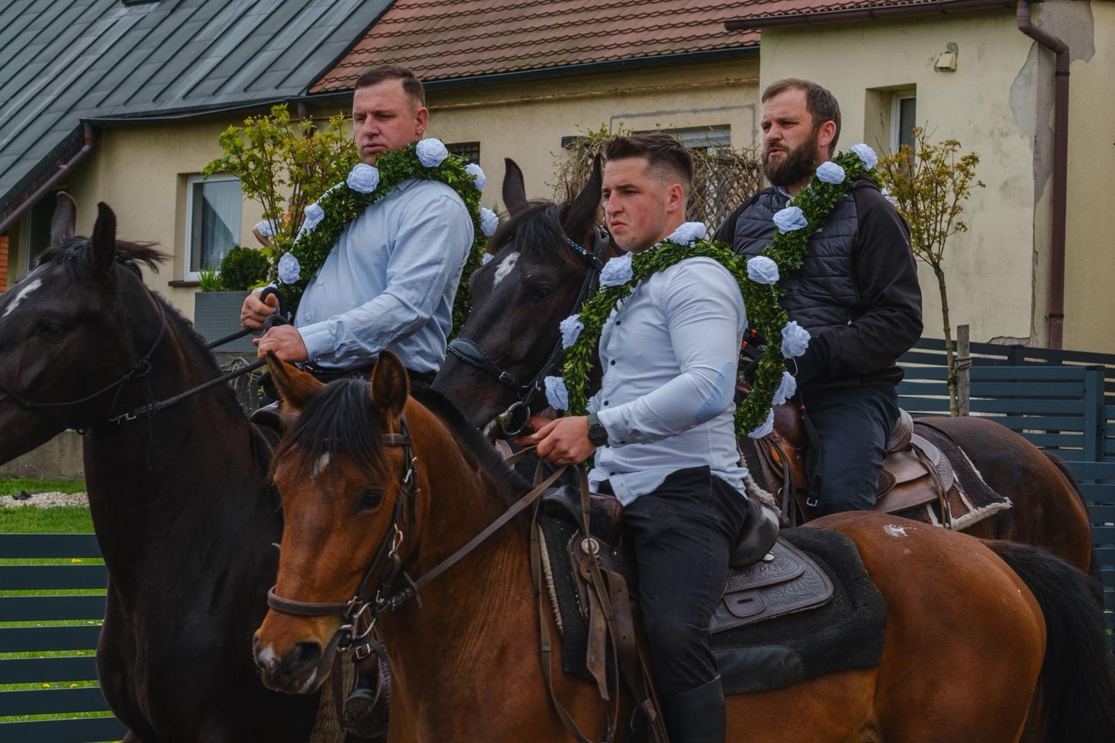 Procesja konna Ostropa 6