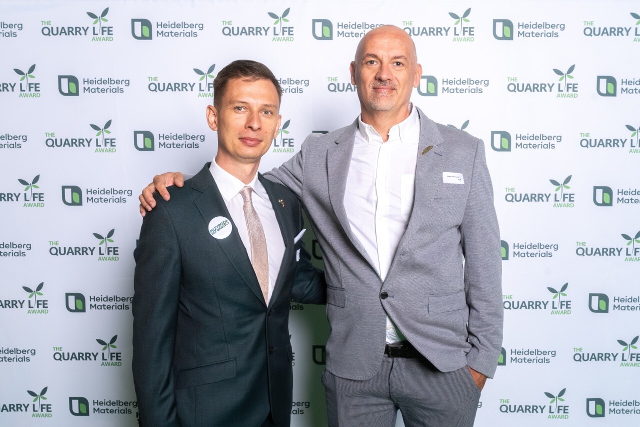 Grand Prix konkursu „Life Quarry Award” dla projektu „Przyroda bez granic”. Autorzy to Daniel Sobolewski oraz Przemysław Bartos – autor strony „Przyroda dla Sosnowca”. 27 listopada 2025.