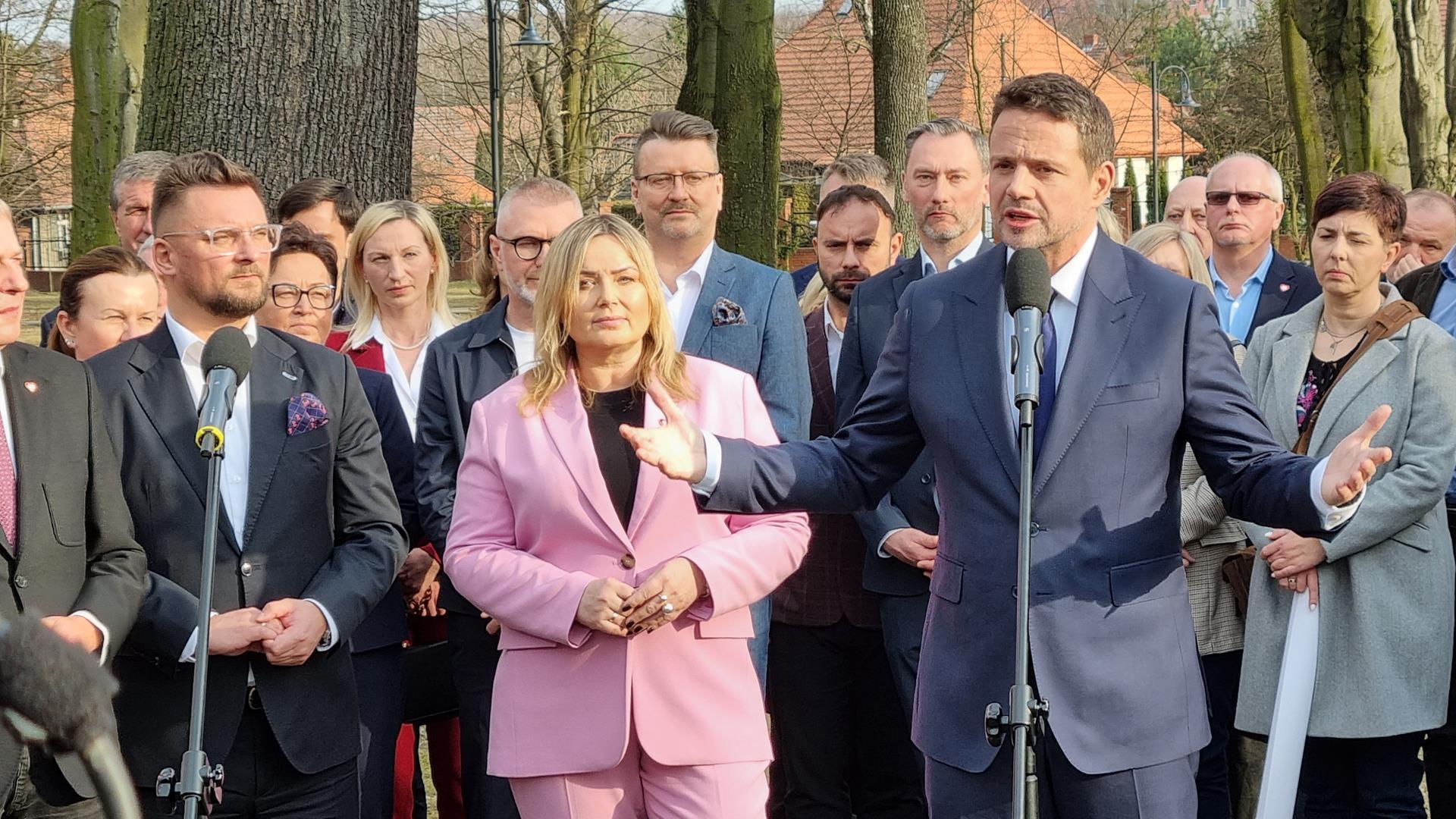 Rafał Trzaskowski z samorządowcami. Katowice Giszowiec, 9 marca 2025