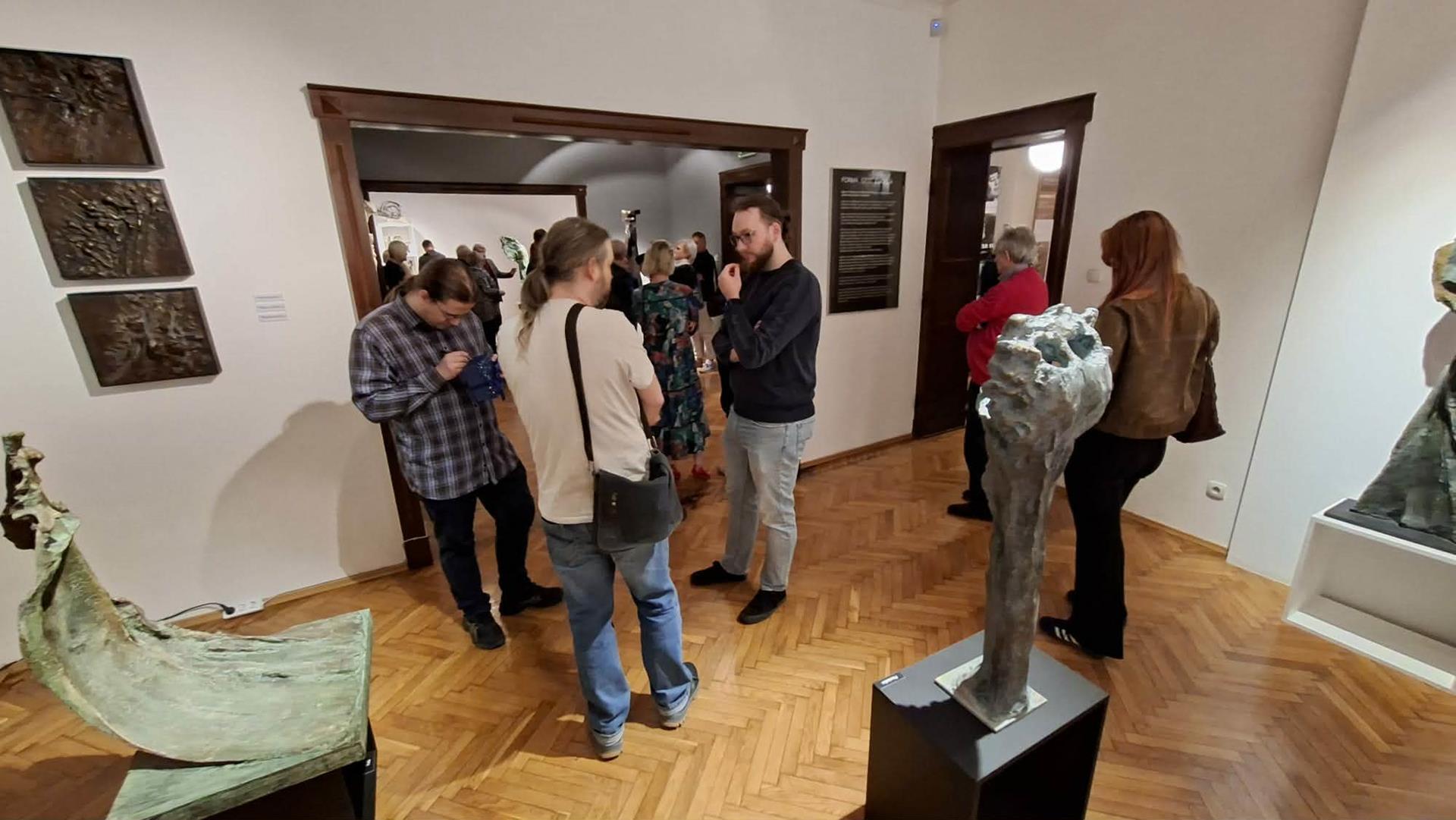 Retrospektywna wystawa FORMA GEST EMOCJA w Muzeum Historii Katowic 16
