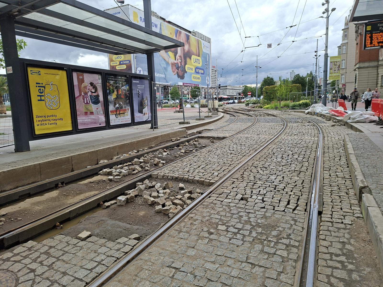 Rozkopane torowisko al Korfantego Katowice