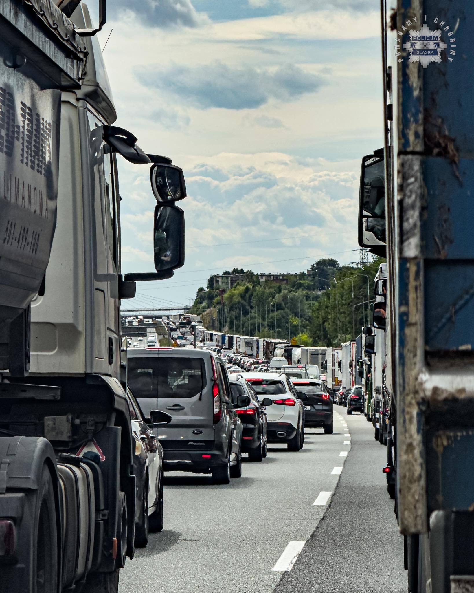 Ruda Śląska. 329 km A4 w kierunku Gliwic. Pożar samochodu. 10 lipca 2025.