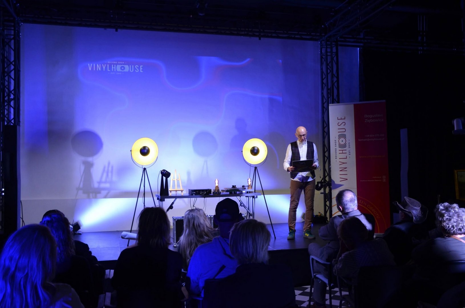 XI „KakauSzale” – Fest Literacki w Chebziu. „Śląskie Granie” – „Vinyl w Stacji Biblioteka”