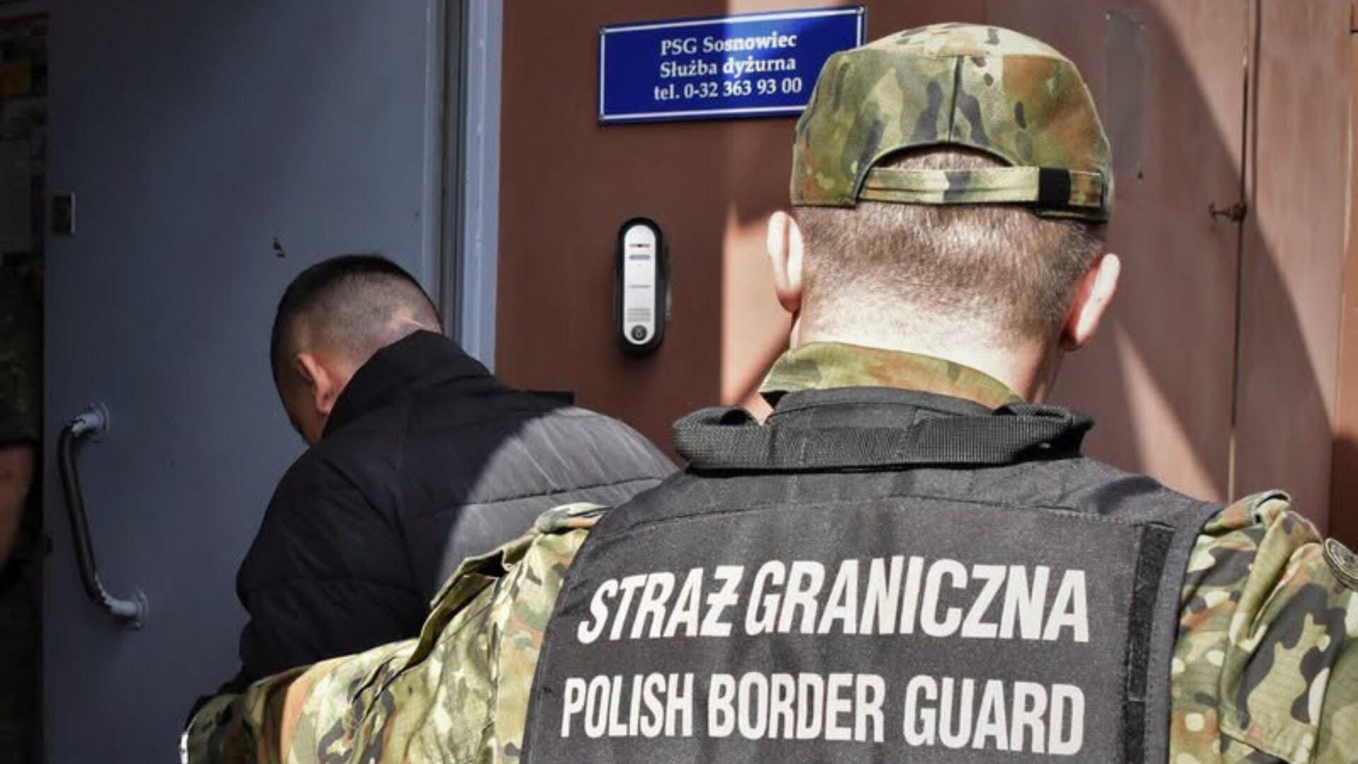 Rudniki, gmina Włodowice, powiat zawierciański. Pijany Ukrainiec wjechał BMW w ogrodzenie posesji przy ulicy Górniczej. Podejrzany w rękach Straży Granicznej. 21 lipca 2026
