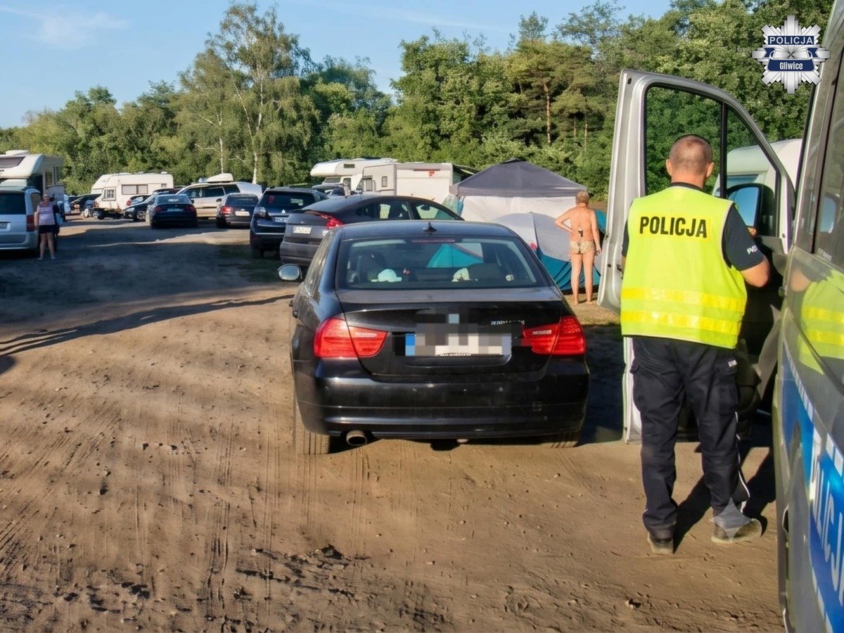 Rzeczyce, gm. Rudziniec, pow. gliwicki. Uszkodzenie pojazdów przez pijanego Ukraińca nad jeziorem Dzierżno Duże. 15 sierpnia 2026