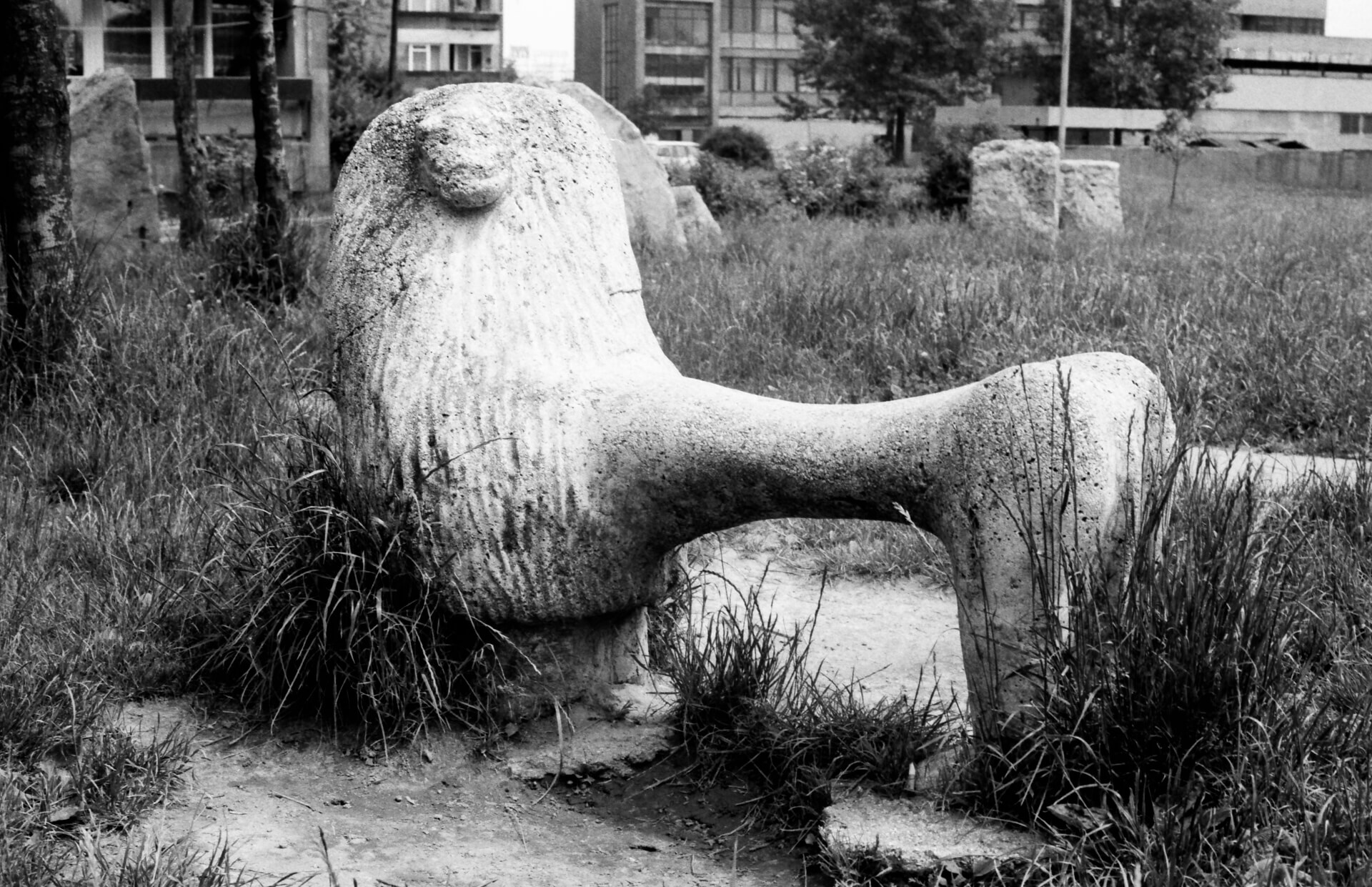 Rzeźba animalistyczna z placu zabaw, fot. Krzysztof Pilecki, zbiory Muzeum Miejskiego w Tychach