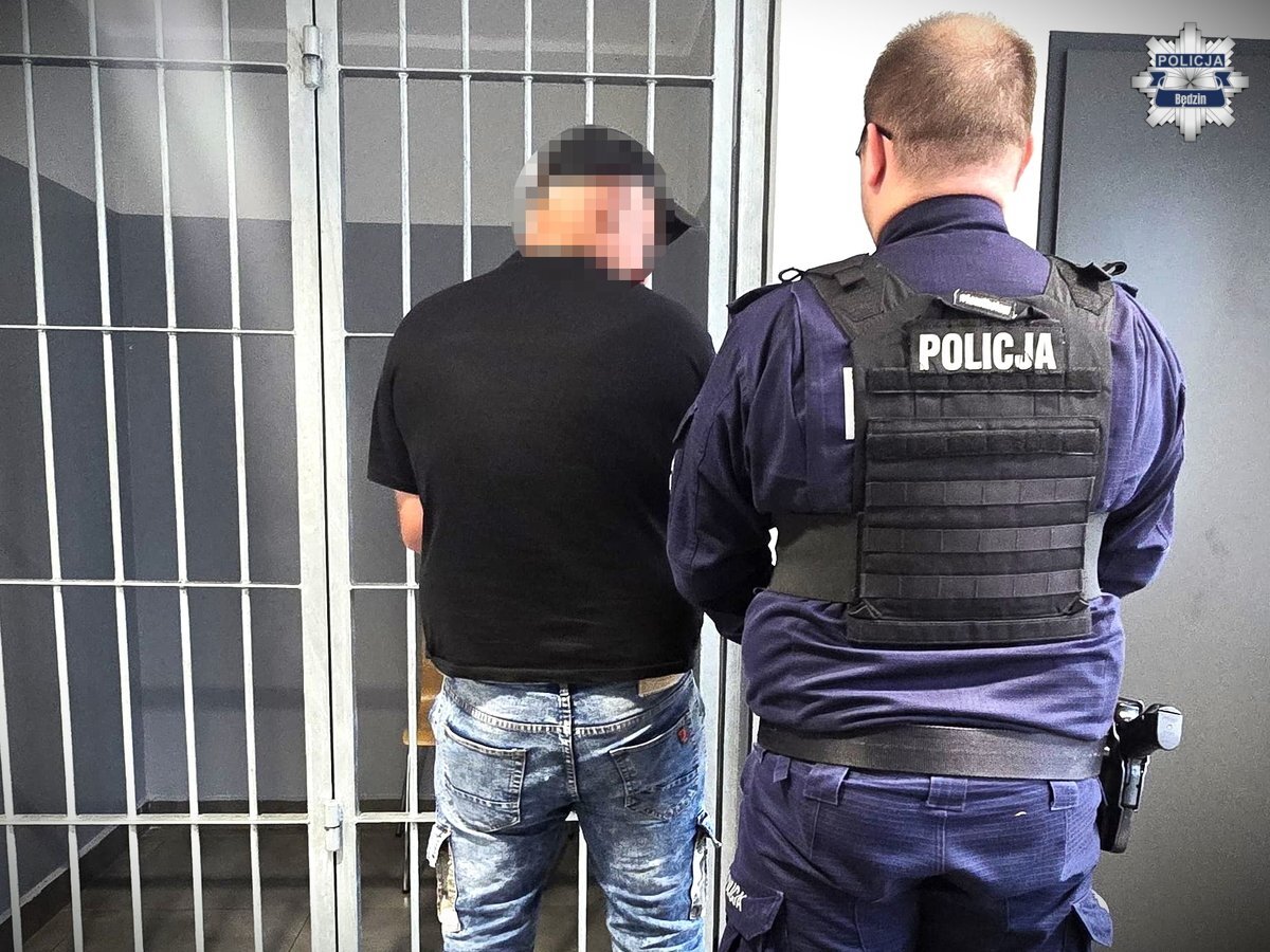 Sączów, gmina Bobrowniki, powiat będziński. Pijany kierowca na stacji paliw. Zatrzymanie. Czerwiec 2026