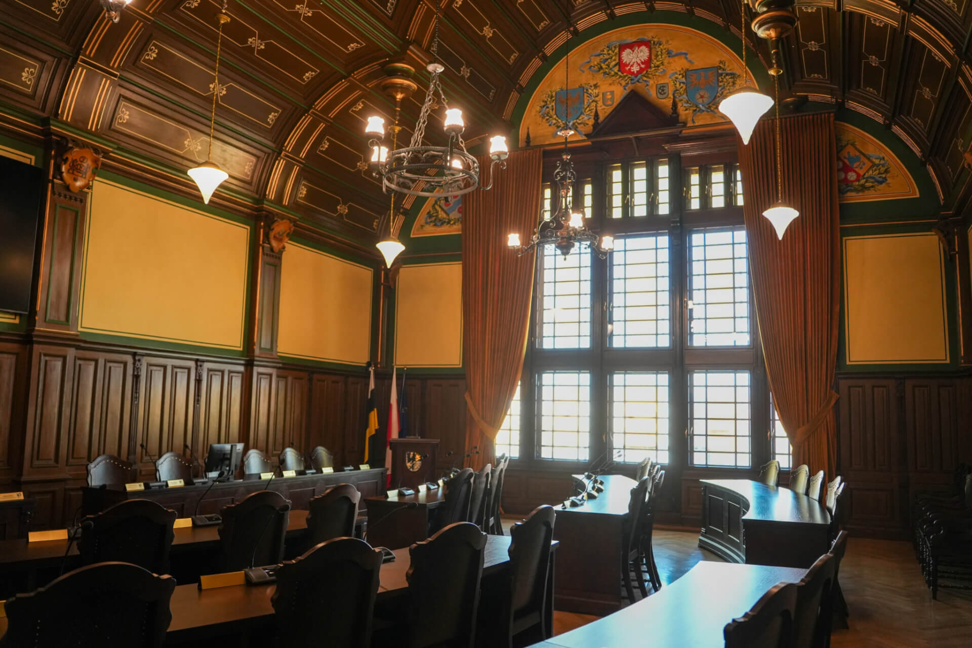 Sala sesyjna ratusza w Tarnowskich Górach