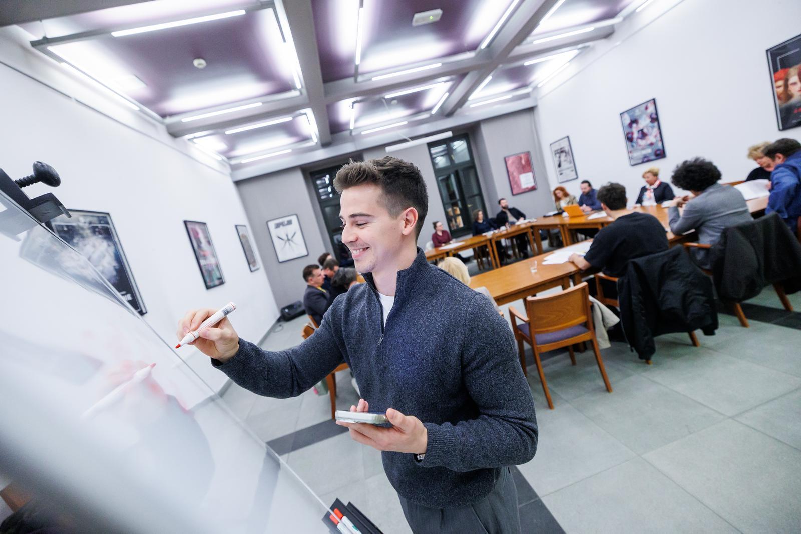 Slaski stol influ robocze fot Przemyslaw Jendroska 29 Copy