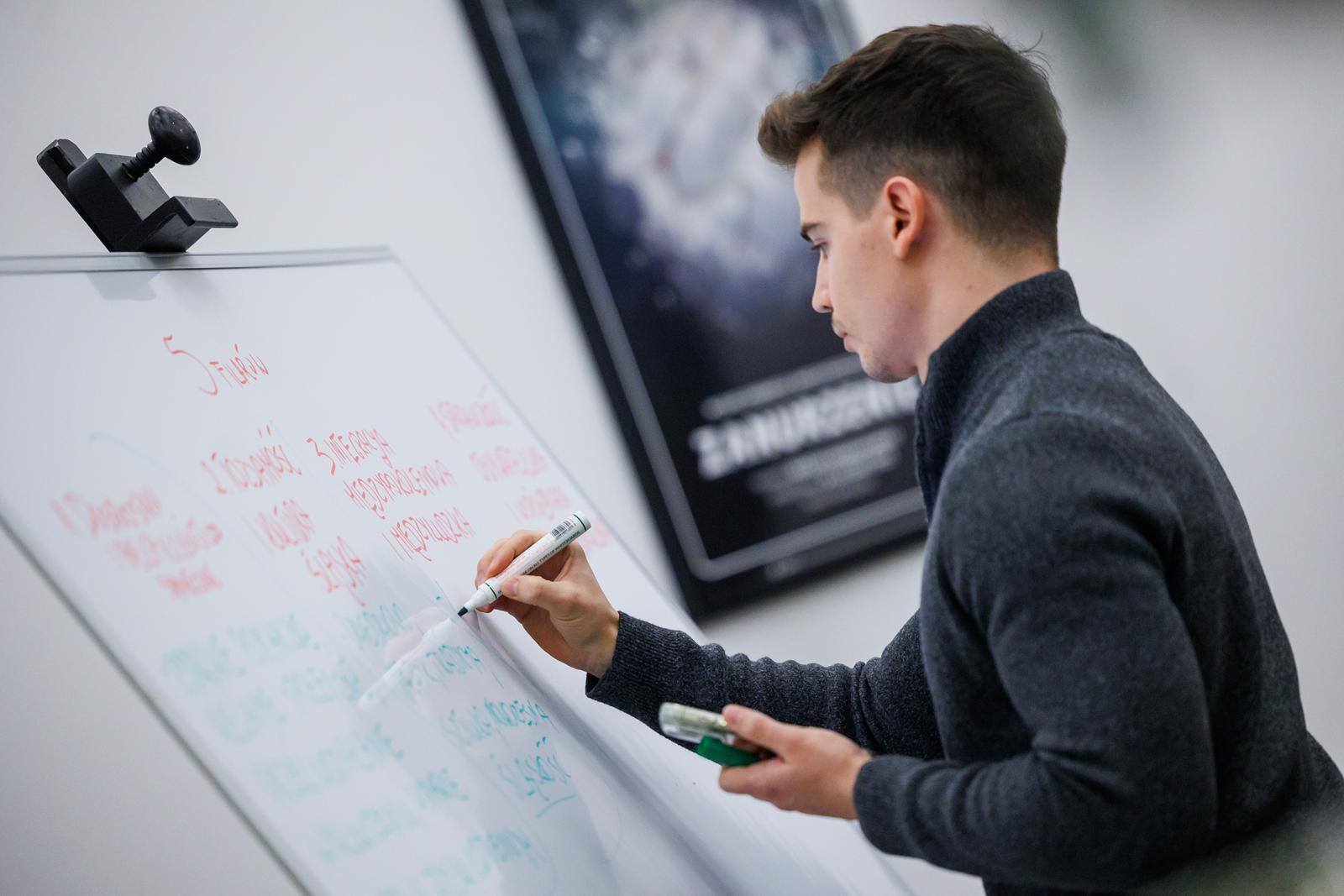 Slaski stol influ robocze fot Przemyslaw Jendroska 31 Copy