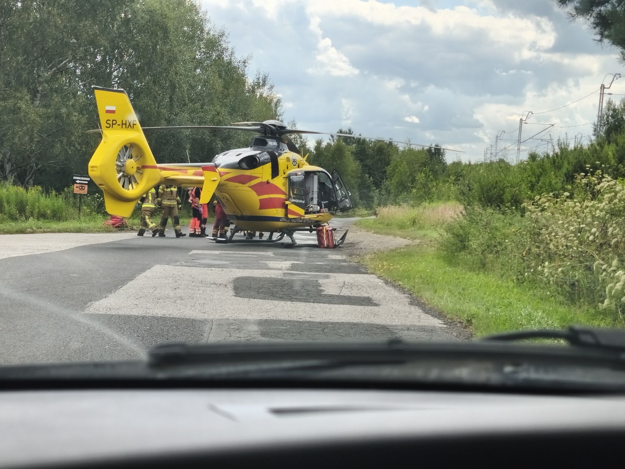 Sławków. Ul. Okradzionowska. Wypadek dwóch pojazdów. 6 sierpnia 2025.