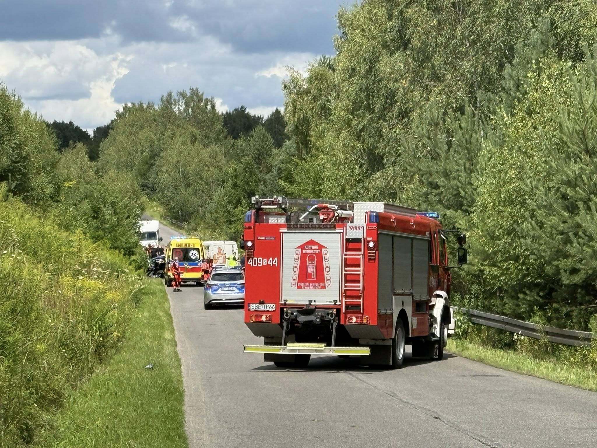 Sławków. Ul. Okradzionowska. Wypadek dwóch pojazdów. 6 sierpnia 2025.