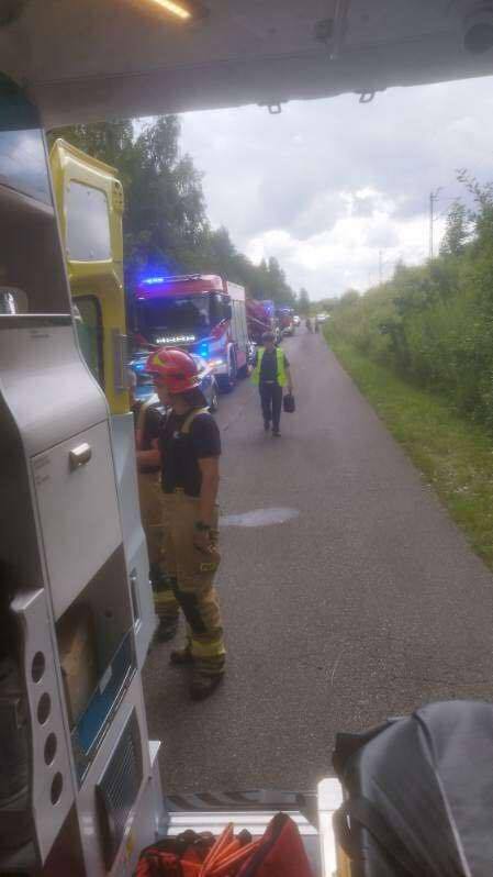 Sławków. Ul. Okradzionowska. Wypadek dwóch pojazdów. 6 sierpnia 2025.