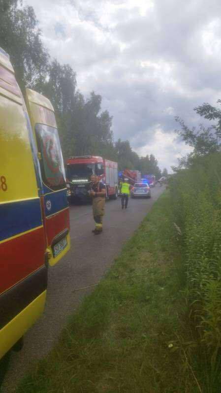 Sławków. Ul. Okradzionowska. Wypadek dwóch pojazdów. 6 sierpnia 2025.