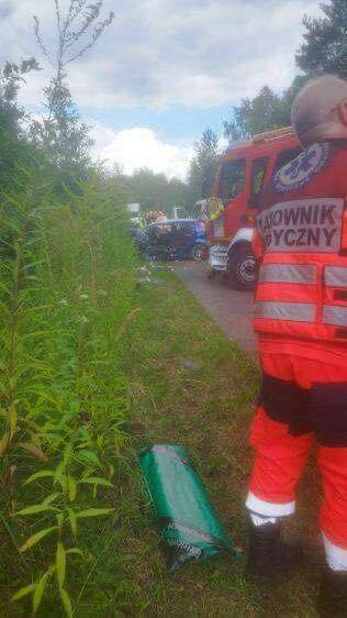 Sławków. Ul. Okradzionowska. Wypadek dwóch pojazdów. 6 sierpnia 2025.