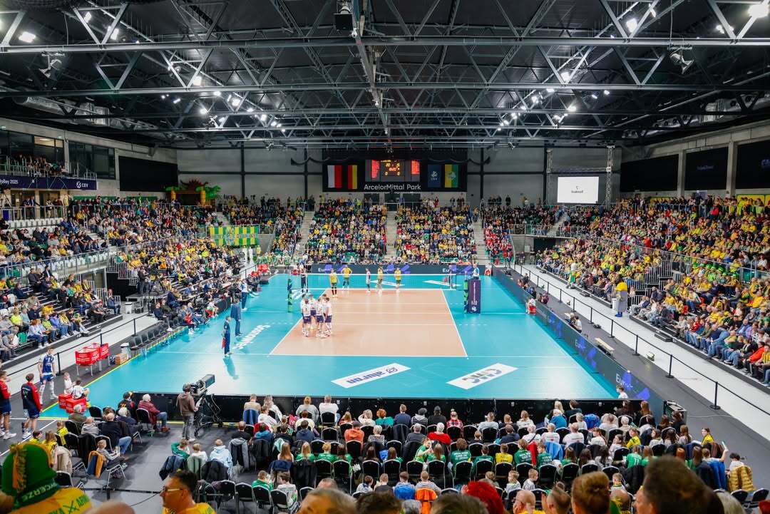 Arena Sosnowiec. Mecz piłki siatkowej.