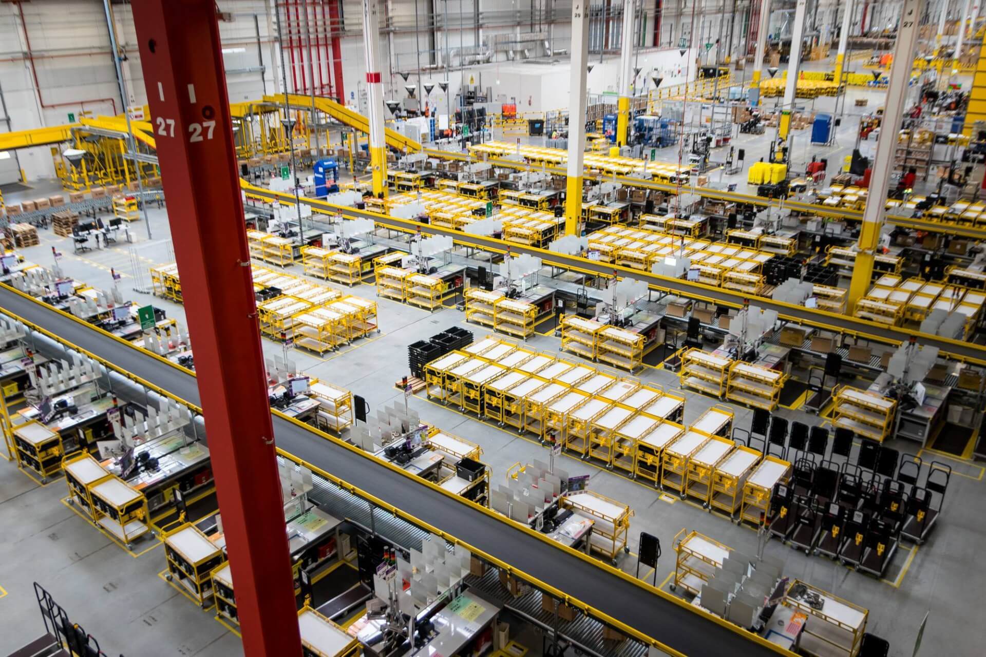 Sosnowiec. Centrum Logistyczne «Amazon» KTW1