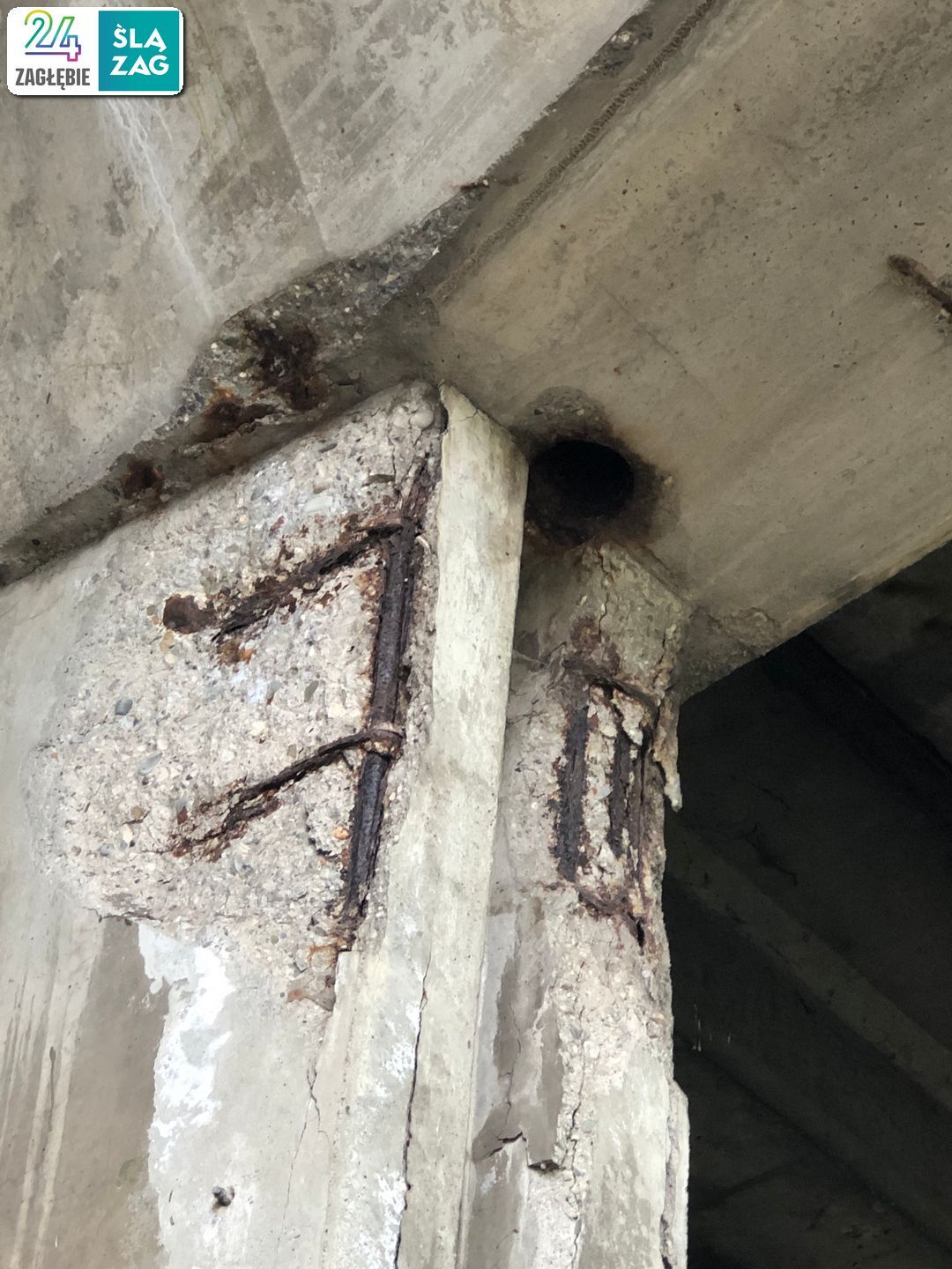 Sosnowiec. Estakada w ciągu drogi krajowej nr 94, nad linią kolejową nr 1, Czarną Przemszą, ulicami Piotrkowską i Chemiczną. Stan na 8 lipca 2025 roku.