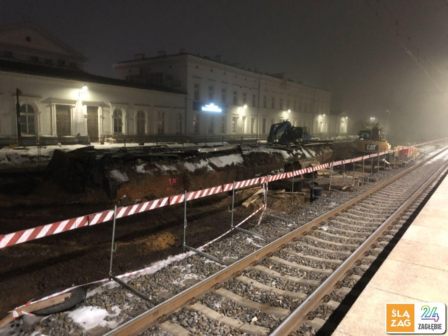 Sosnowiec. Peron 2. na dworcu kolejowym głównym podczas przebudowy. 17 stycznia 2026.