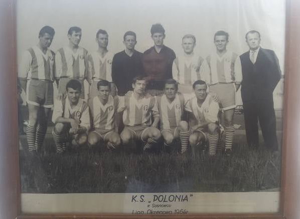 Drużyna piłkarska K. S. „Polonia” Sosnowiec.